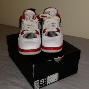 Air Jordan 4 retro